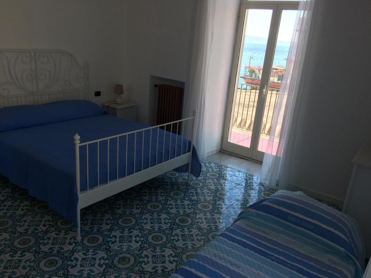 ポッツオーリ The Reef House Bed & Breakfast エクステリア 写真